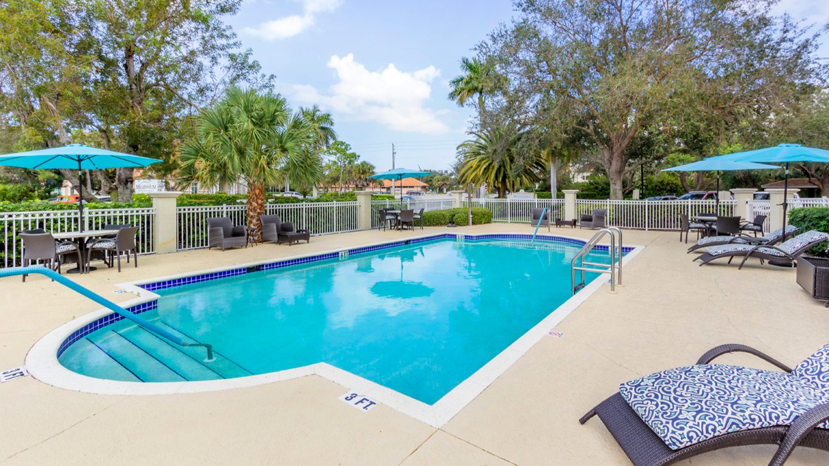 Brookdale North Naples Pool