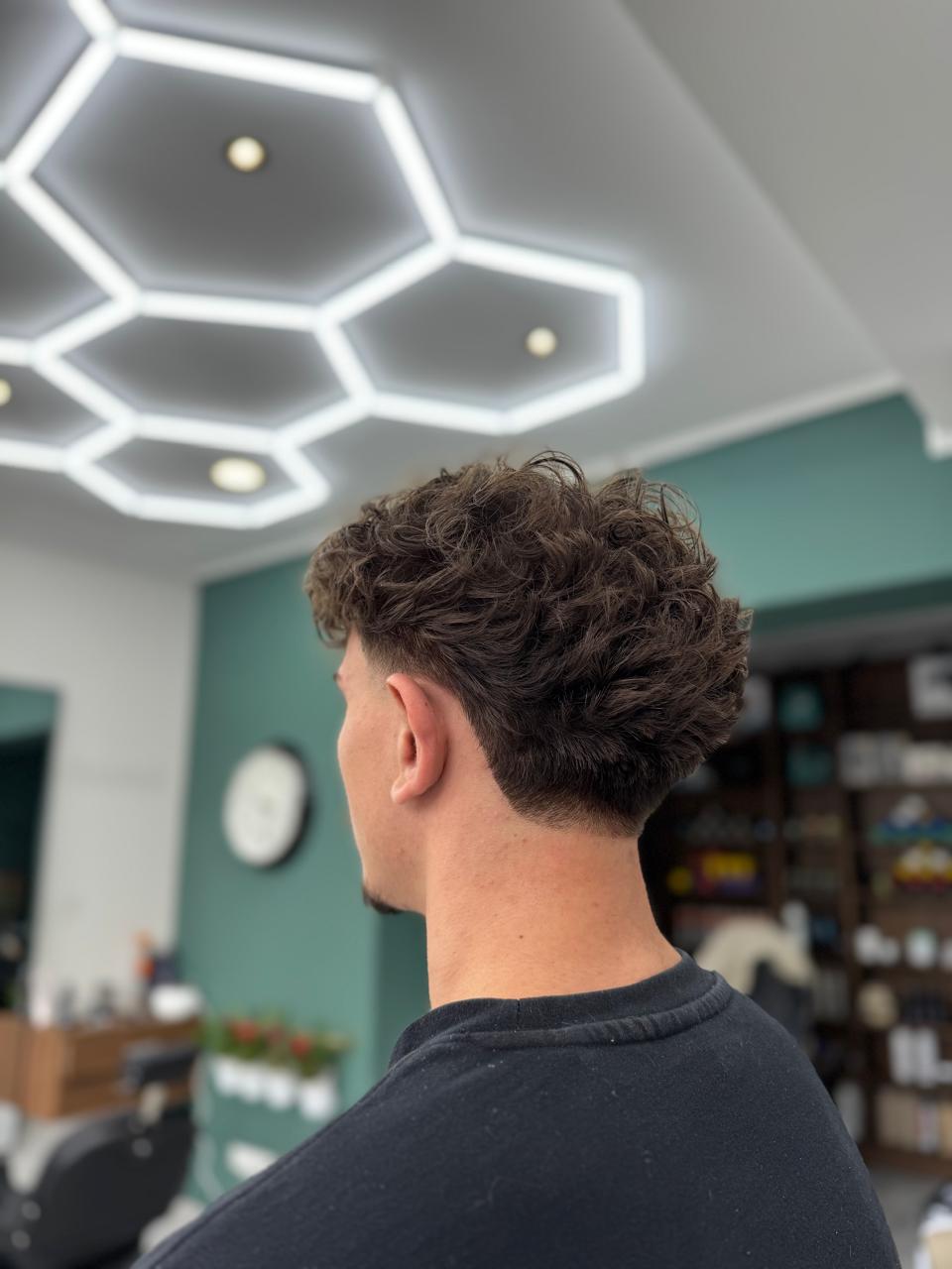 F&M Friseursalon, Unterrather Str. 73 in Düsseldorf