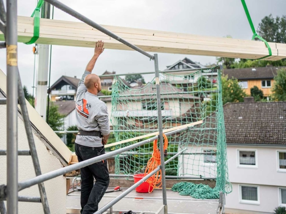 Tino Scholze Dachdecker GmbH&Co.KG, Unterm Talweg 9 in Alheim