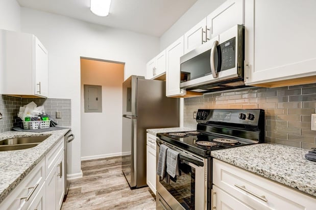 Images Legacy of Cedar Hill Apartments & Townhomes