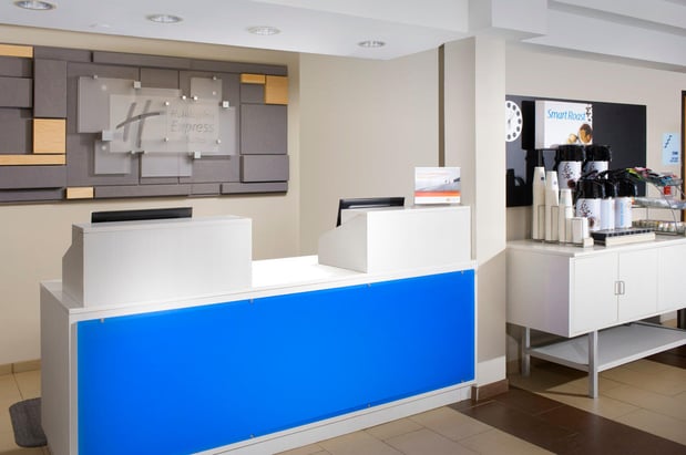 Images Holiday Inn Express & Suites San Antonio-Dtwn Market Area by IHG