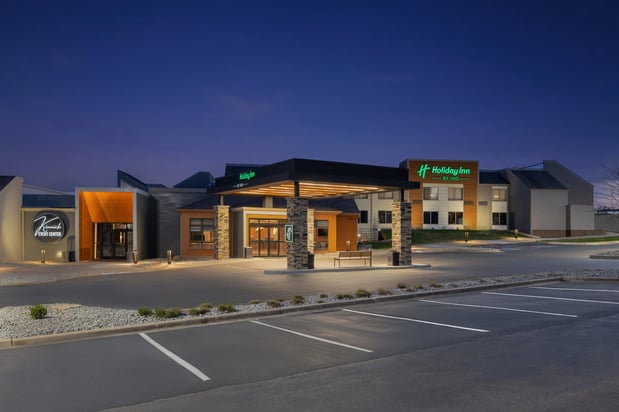 Images Holiday Inn Coralville - Iowa City by IHG