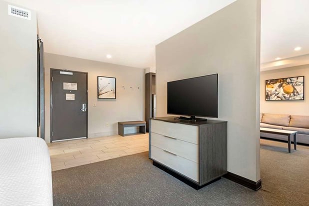 Images Best Western Plus Executive Residency Rigby's Water World Hotel