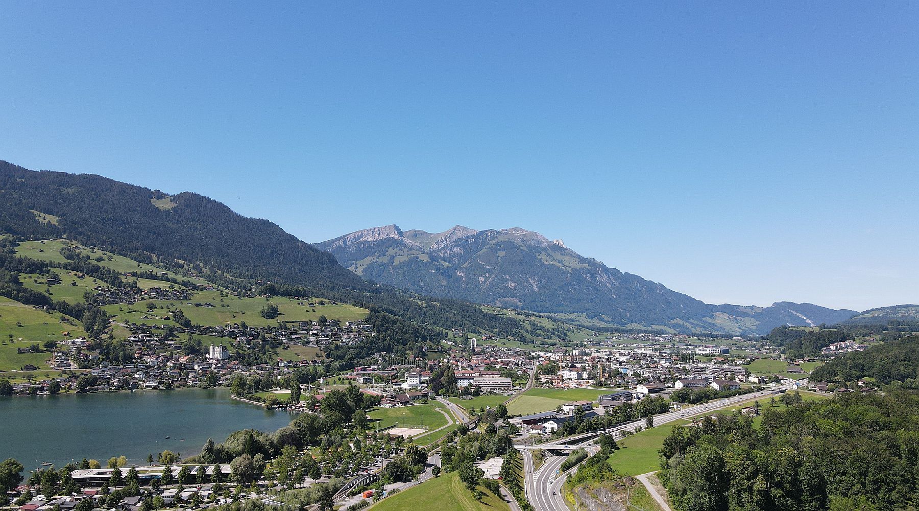 casa panorama immobilien - seit 1987 Ihr Vermarktungsspezialist für Immobilien, Sonnenbergstrasse 19 in Hergiswil
