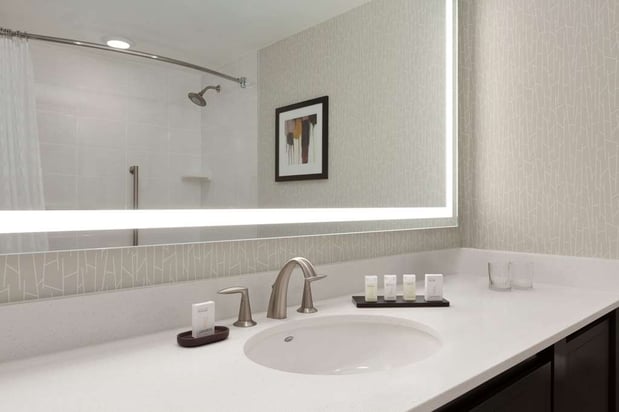 Images Embassy Suites by Hilton Irvine Orange County Airport