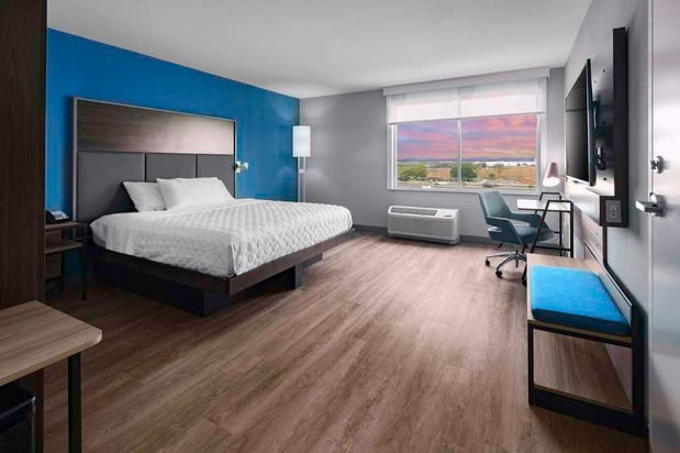 Images Tru by Hilton Goodyear Phoenix West