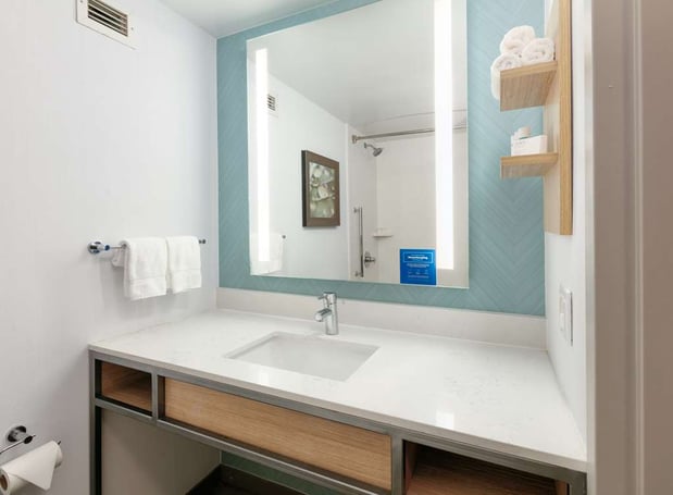 Images Hilton Garden Inn Irvine East/Lake Forest