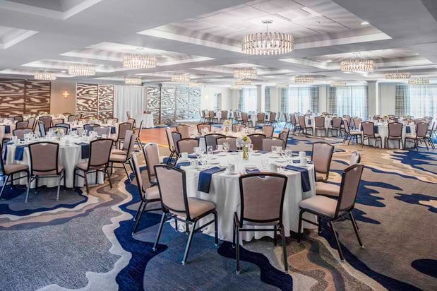 Images Hilton Garden Inn Freeport Downtown