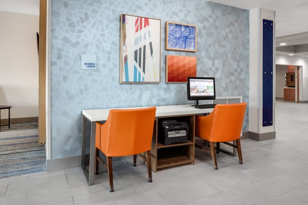 Images Holiday Inn Express Kearney by IHG