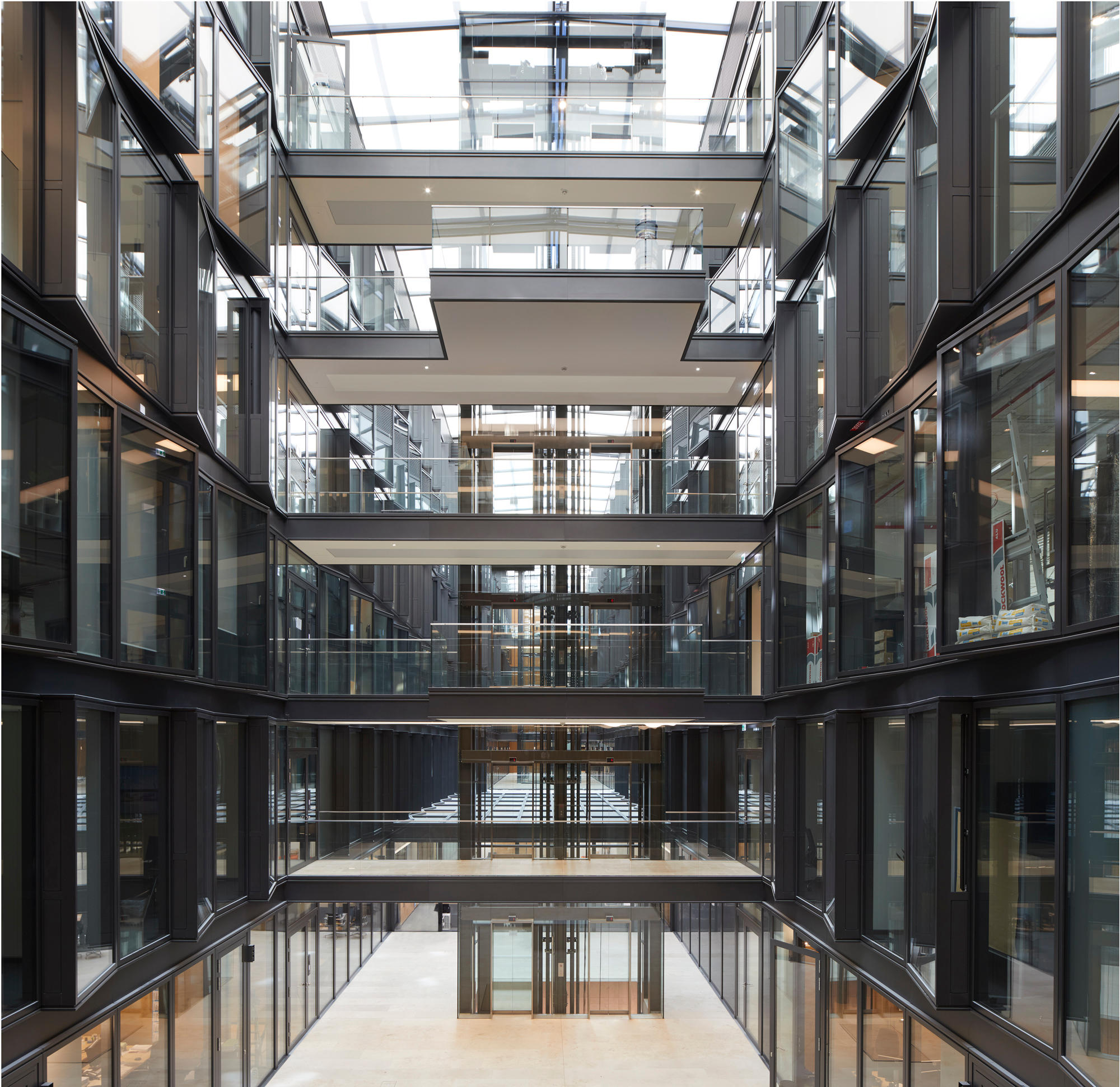 Bilder Art-Invest Real Estate Management GmbH & Co. KG | Hamburg