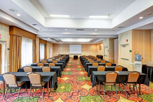Images Hilton Garden Inn Portland Airport