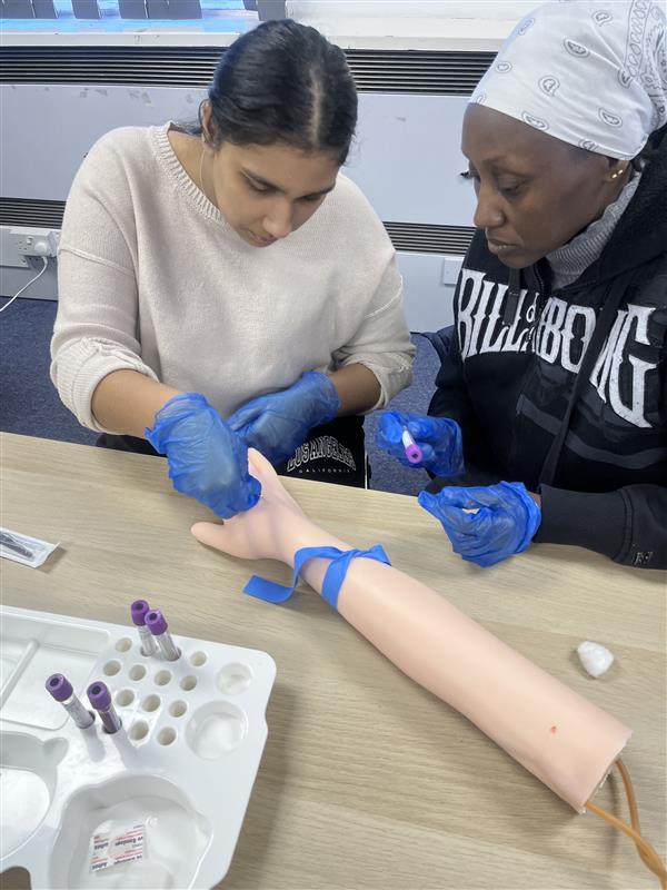 Images Phlebotomy Training Institute - London