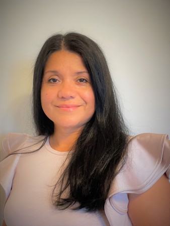 Images Laura San Nicolas - State Farm Insurance Agent