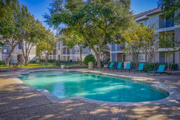 Images Saxony at Chase Oaks Apartments