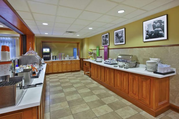 Images Hampton Inn Commerce Novi