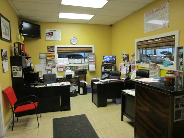 Images TJ's Auto Body LLC