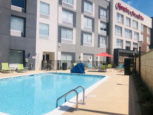Images Hampton Inn & Suites by Hilton Charlotte North I 485