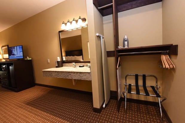 Images Best Western Plus Vintage Valley Inn