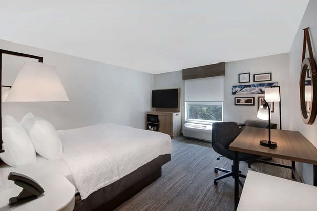 Images Hampton Inn Anderson/ Alliance Business Park