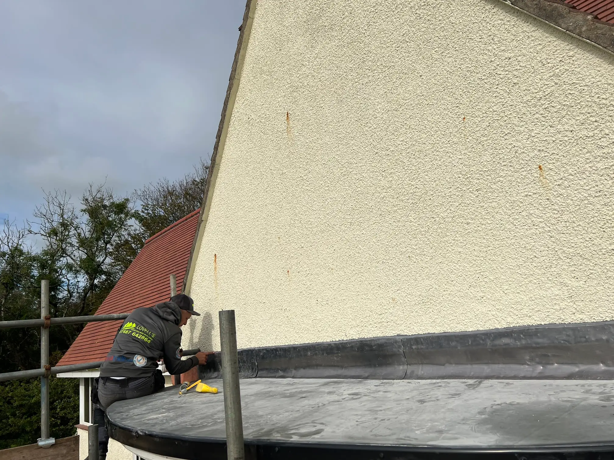 Images Lovell Roofing Ltd