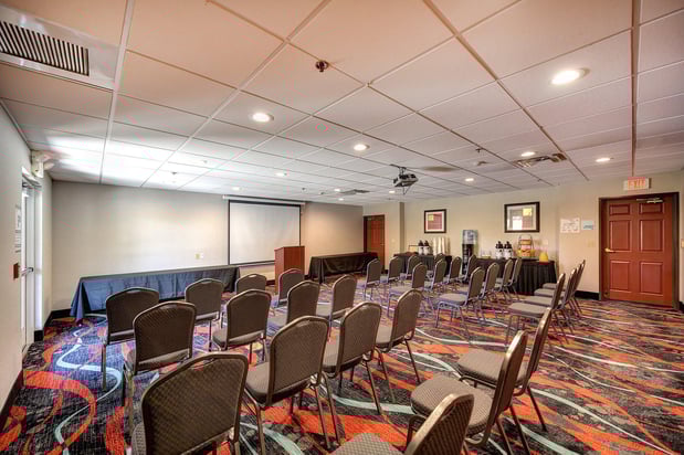 Images Holiday Inn Express & Suites Manteca City Center by IHG