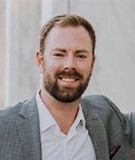 Personal consultant photo