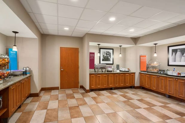 Images Hampton Inn & Suites Williamsburg-Central