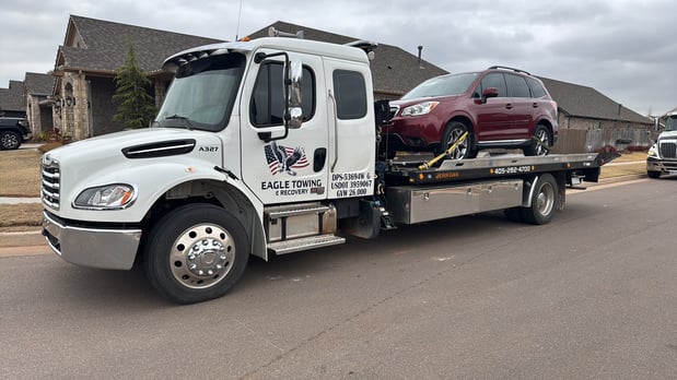 Images Eagle Towing & Recovery