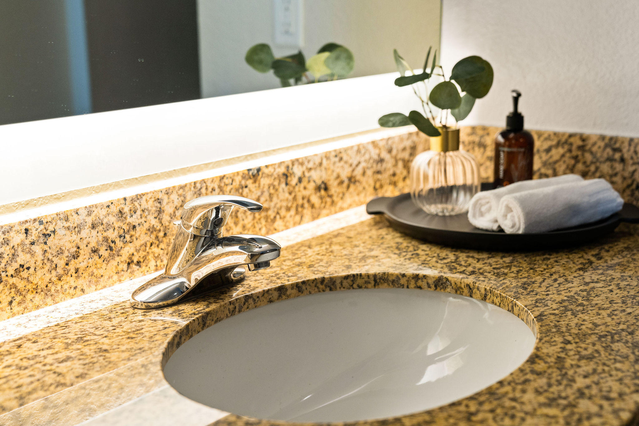 Oxford Suites Redding Guestrooms