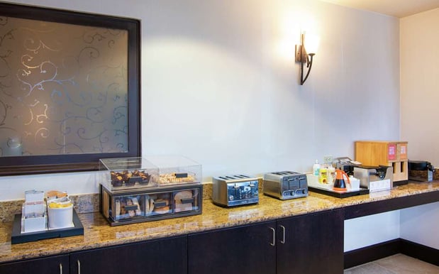 Images Hampton Inn Erie-South
