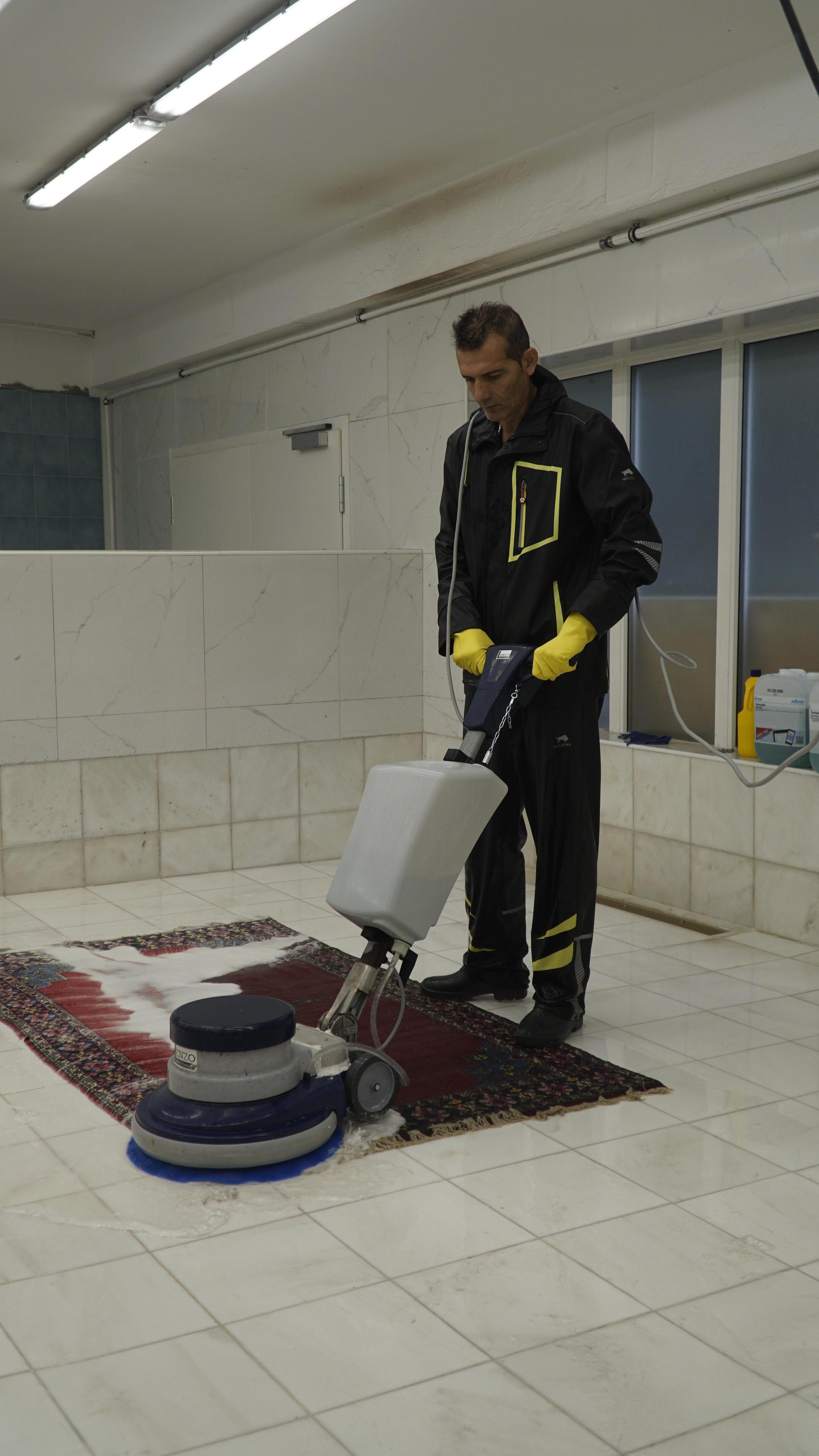 Bild 94 von Teppiche Dipl. Ing. Khodai GmbH - Teppichreinigung