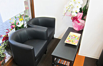 Images ブランドラボ三ノ宮店