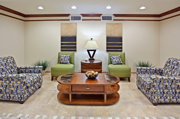 Images Holiday Inn Express & Suites Vancouver Mall/Portland Area by IHG