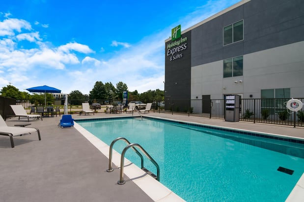Images Holiday Inn Express & Suites Springdale - Fayetteville Area by IHG