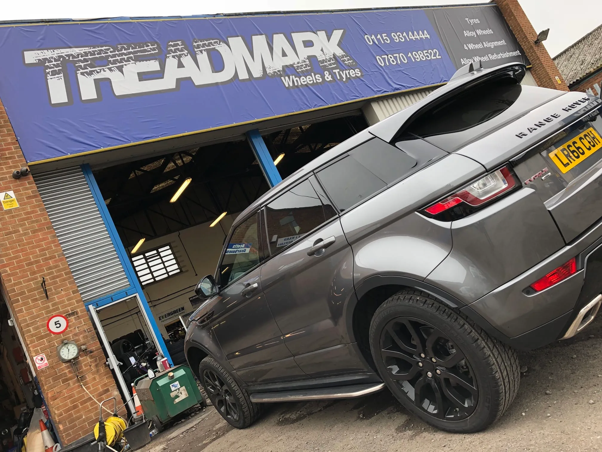 Images Treadmark Wheels & Tyres