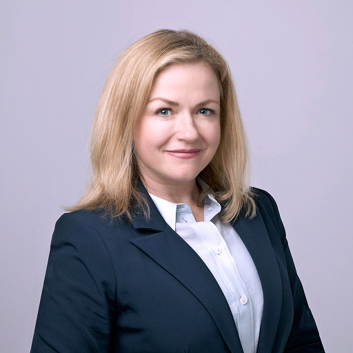 Laura Munoz headshot