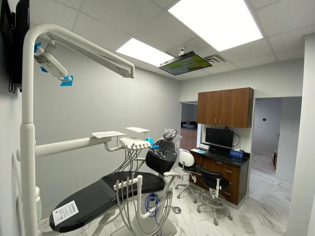 Images Confi Dental - Dentist in Dickinson TX