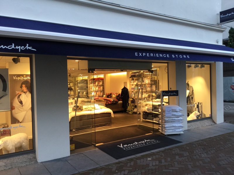 Foto's Vandyck Experience Store Leiden