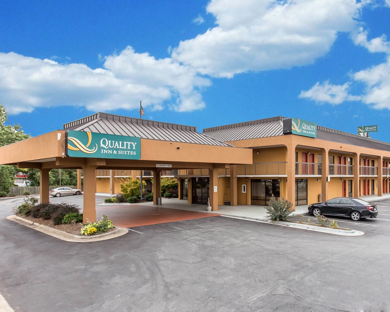 Quality Inn & Suites Reviews -715 Sullivan Road, Statesville, NC | n49