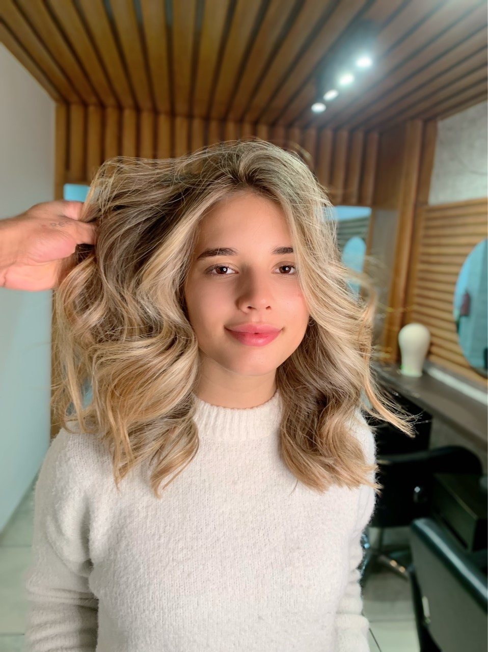 Fotos - SLAY Brazilian Hairdressers - 11