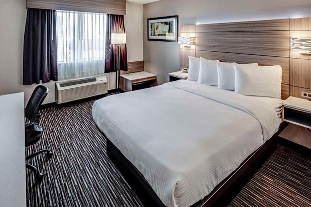 Images Best Western Port Columbus
