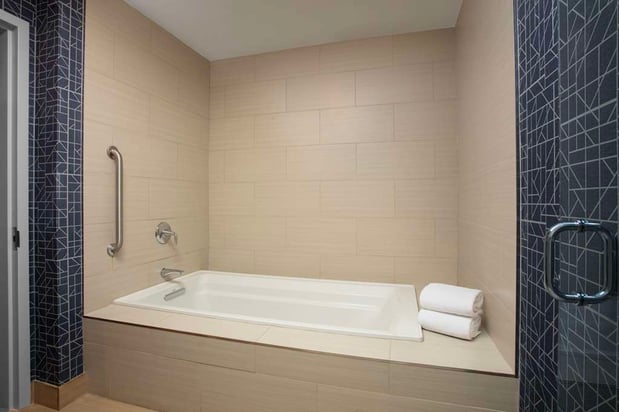 Images Homewood Suites by Hilton Alexandria/Pentagon South, VA