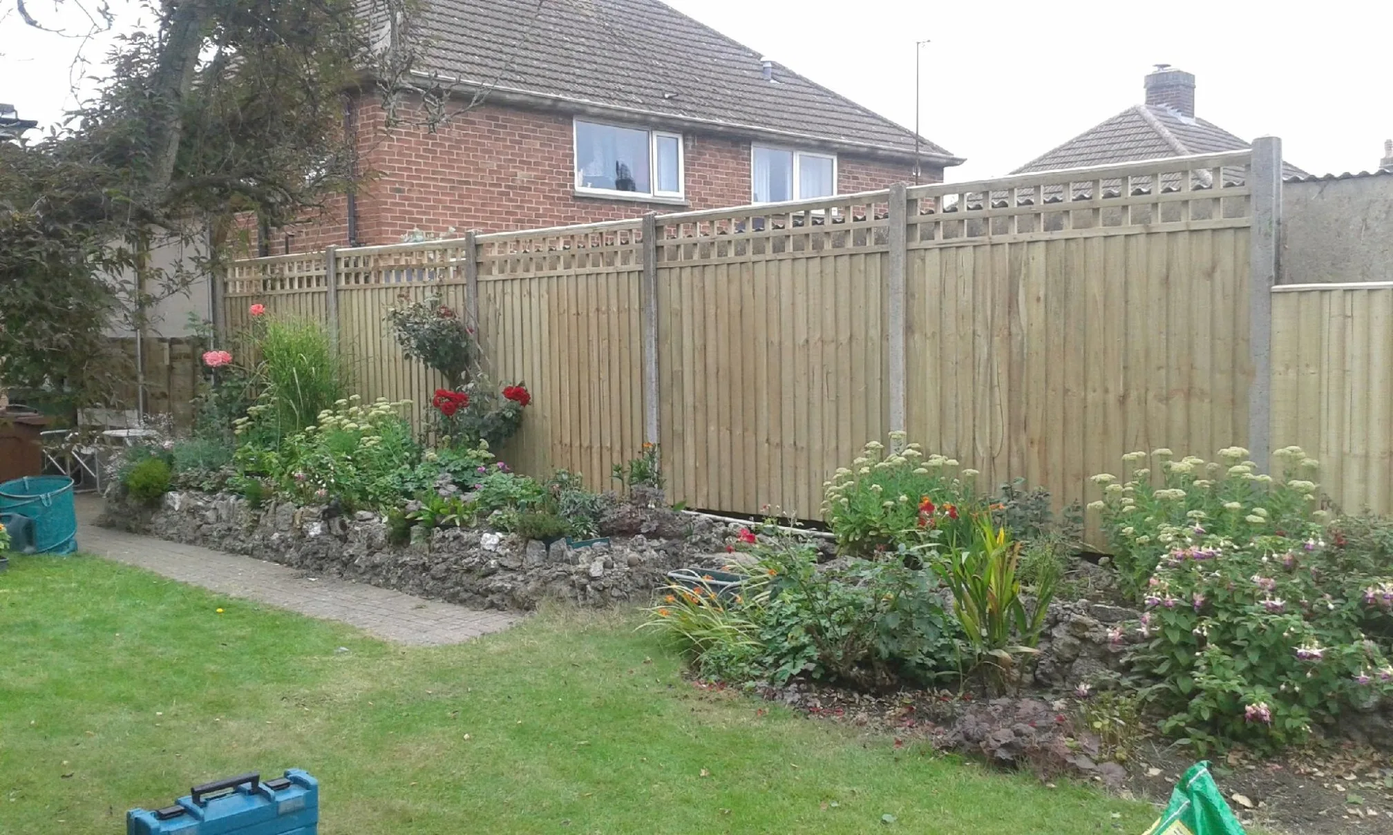 Images Milan Fencing & Landscaping