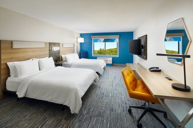 Images Holiday Inn Express & Suites Wheeling by IHG