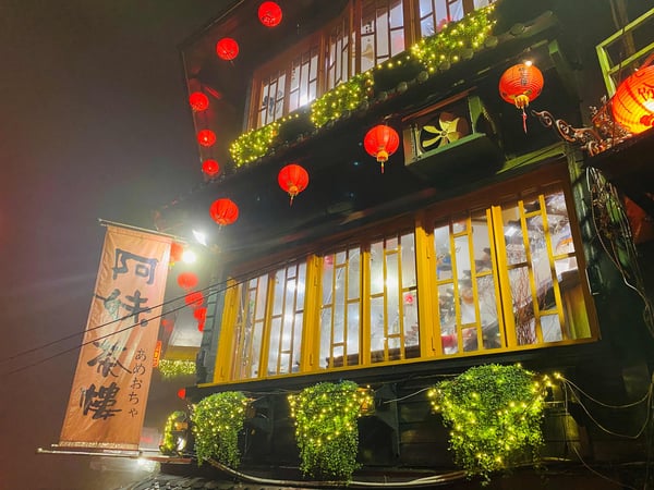台湾の夜市と街ブラ散策で、おいしいものを発見するグルメ旅へ