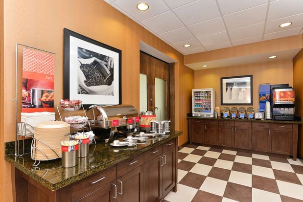 Images Hampton Inn Clinton