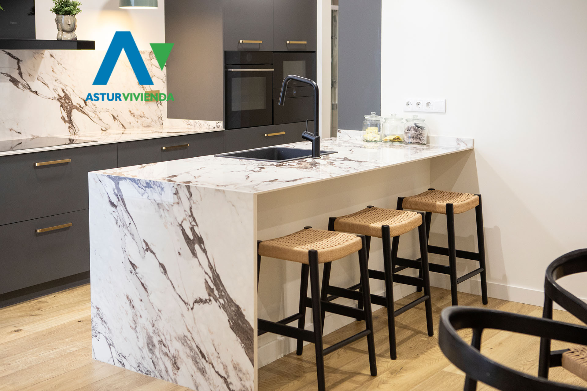 Images Asturvivienda Inmobiliaria