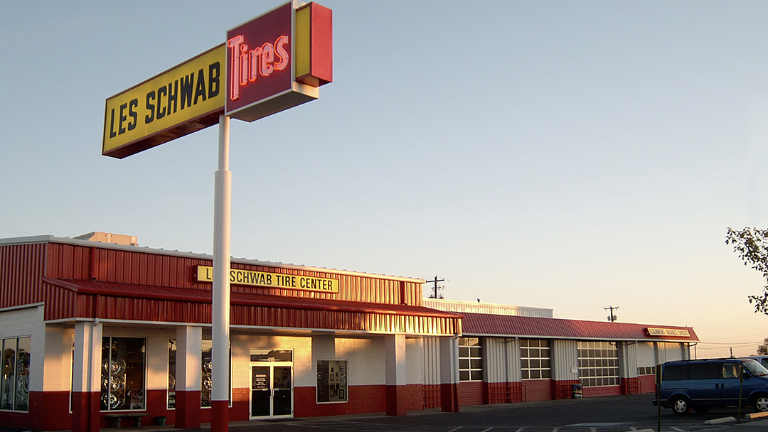Les Schwab Tire Center