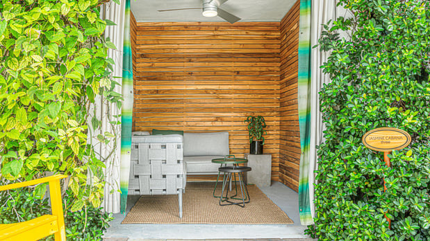 Images Kimpton Surfcomber Hotel by IHG