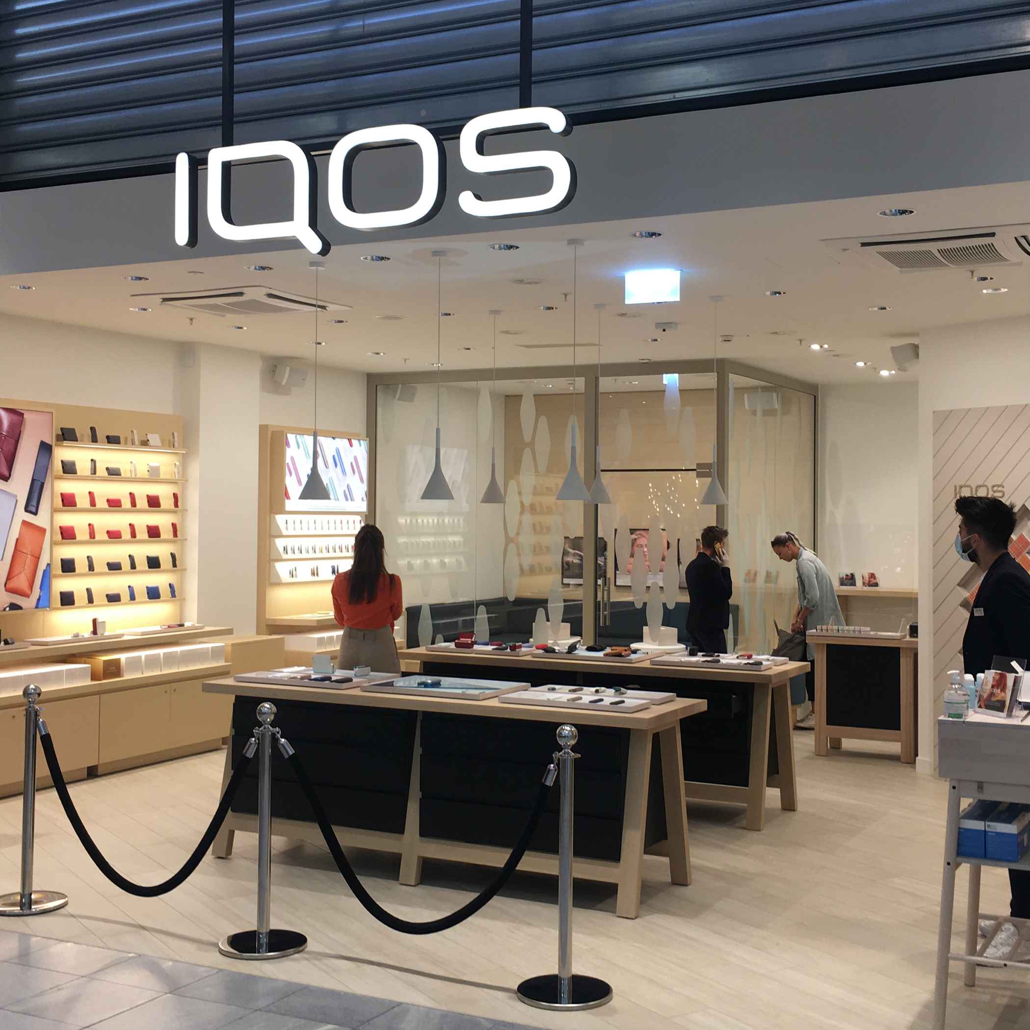 IQOS Boutique Rue de Bourg 53 Lausanne | IQOS Suisse